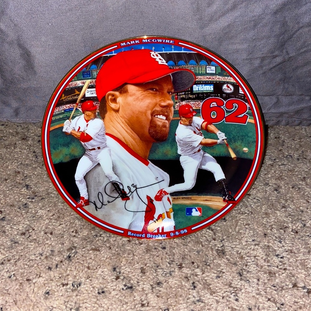 Mark McGwire decorative plate by Glen Green